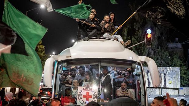 027 Tahanan Palestina Ditukar Dengan Satu Tentara Israel: Detail Negosiasi 5 Tahun 027 Tahanan Palestina Ditukar Dengan Satu Tentara Israel: Detail Negosiasi 5 Tahun