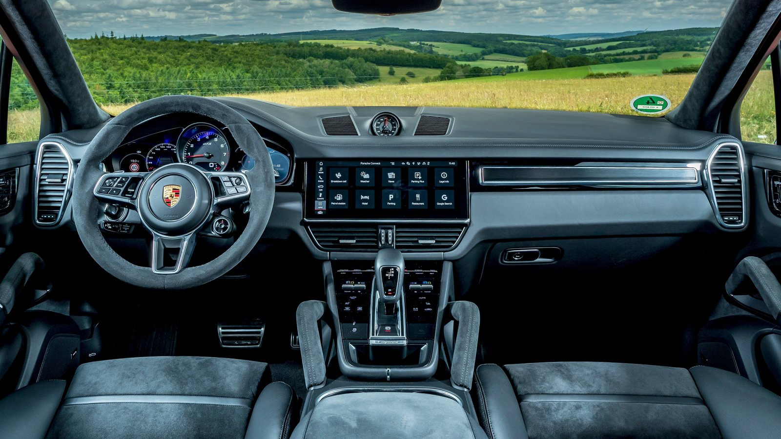 2025 Porsche Cayenne: Interior And Exterior Photo Gallery 2025 Porsche Cayenne: Interior And Exterior Photo Gallery