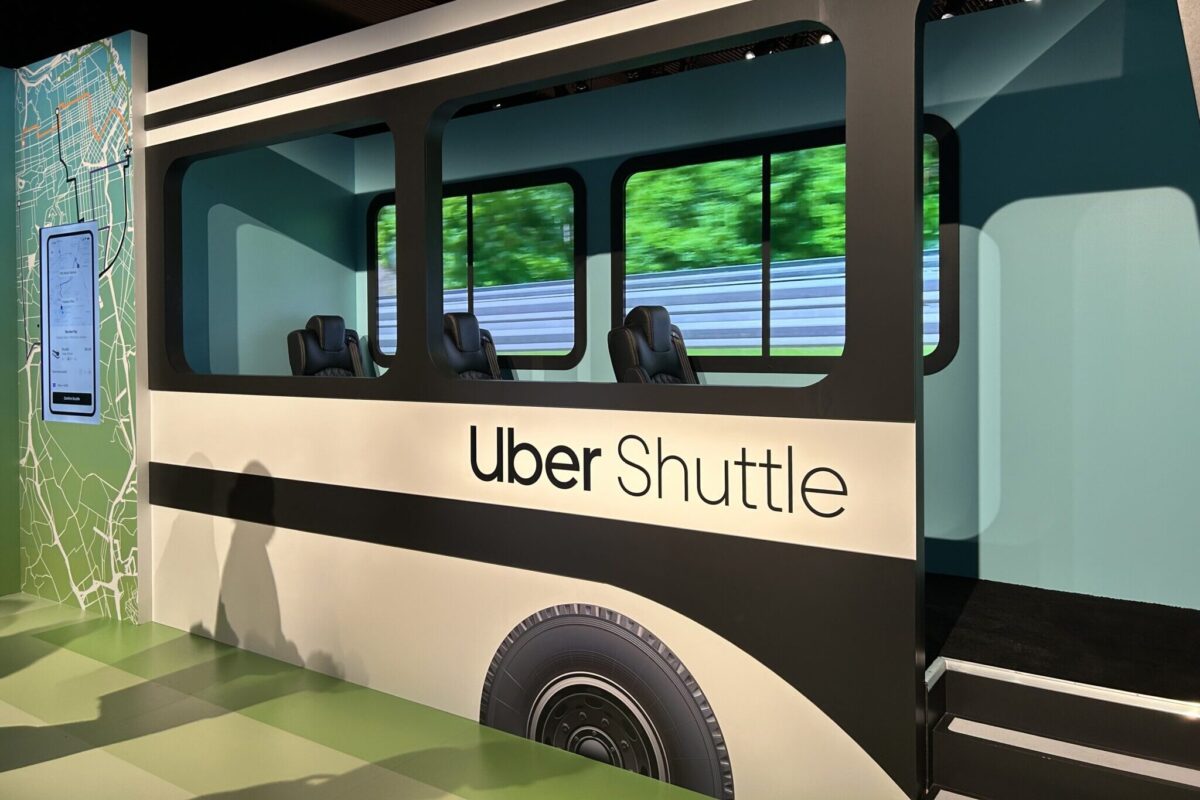 $5 Uber Shuttle Service Launched For United Center $5 Uber Shuttle Service Launched For United Center