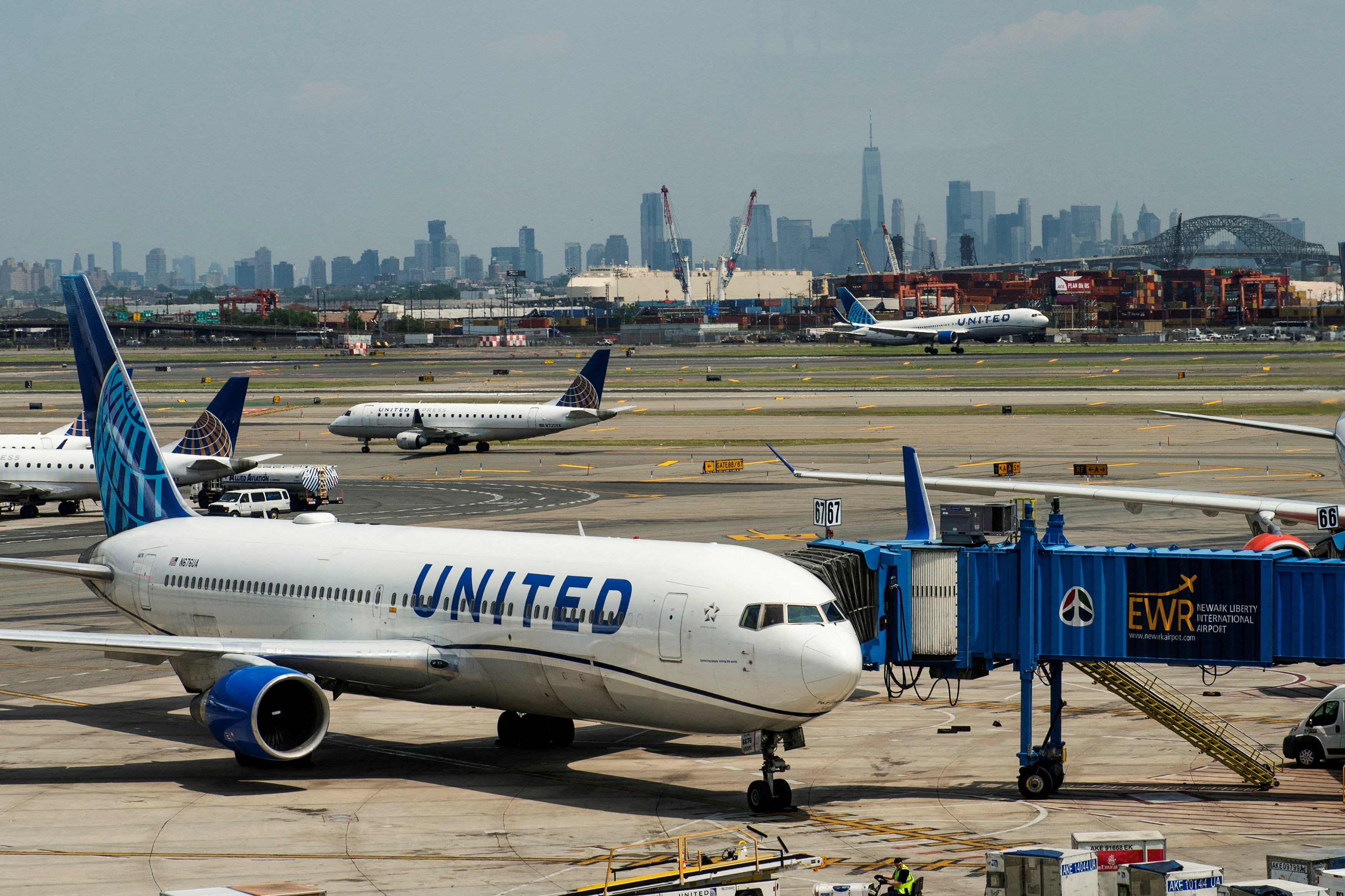 7-Day Newark Airport Shutdown: The Staffing Crisis Explained 7-Day Newark Airport Shutdown: The Staffing Crisis Explained