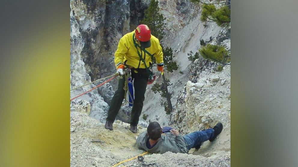 7 Killed In Yellowstone National Park Area Truck And Van Collision 7 Killed In Yellowstone National Park Area Truck And Van Collision
