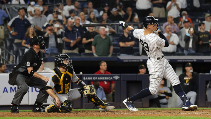 Aaron Judge Matches Babe Ruth's Impressive Yankees Home Run Record Aaron Judge Matches Babe Ruth's Impressive Yankees Home Run Record