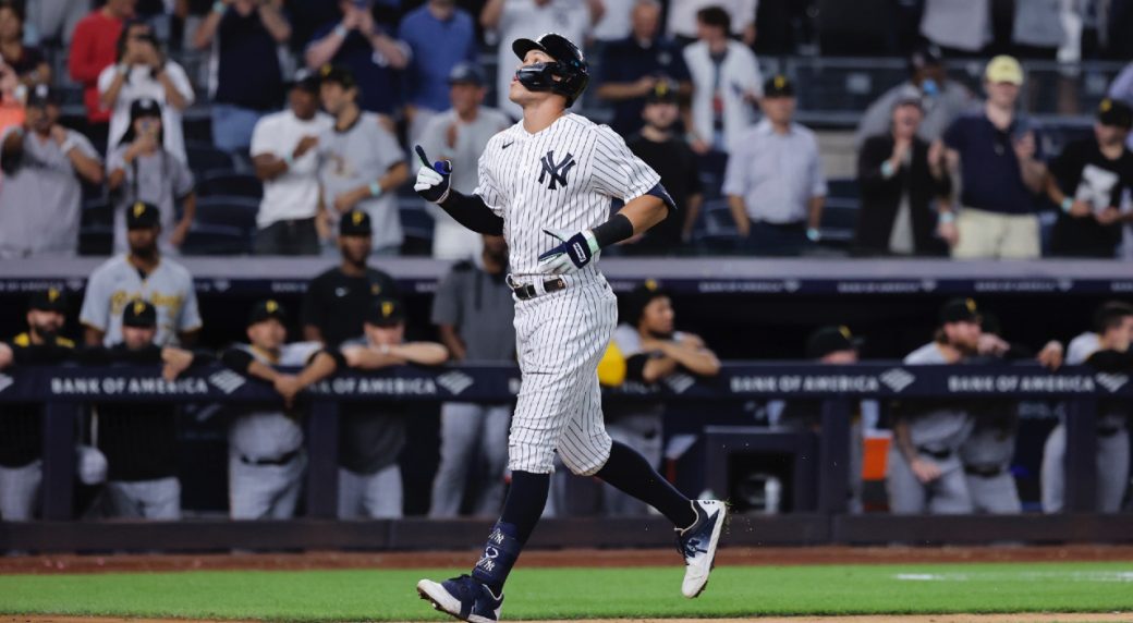 Aaron Judge Ties Babe Ruth's Yankees Record: A Historic Feat Aaron Judge Ties Babe Ruth's Yankees Record: A Historic Feat
