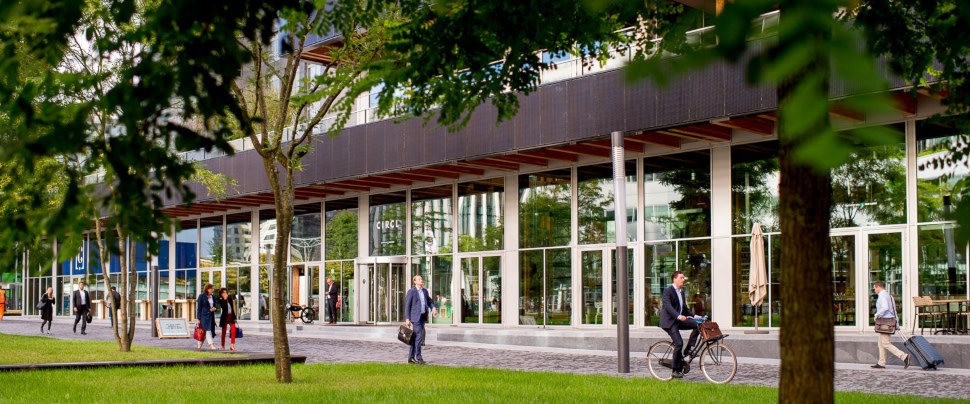 ABN AMRO En Transferz: Partnership Voor Innovatieve Digitale Oplossingen ABN AMRO En Transferz: Partnership Voor Innovatieve Digitale Oplossingen