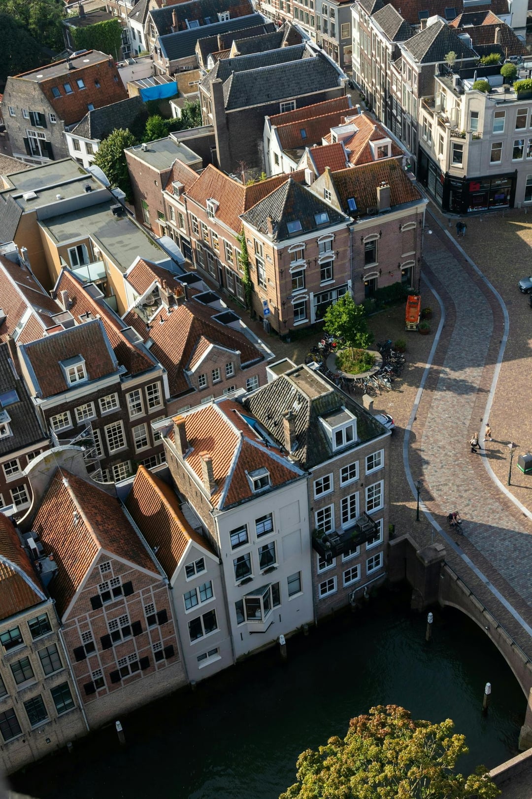 ABN Amro: Hogere Huizenprijzen Ondanks Economische Tegenwind ABN Amro: Hogere Huizenprijzen Ondanks Economische Tegenwind