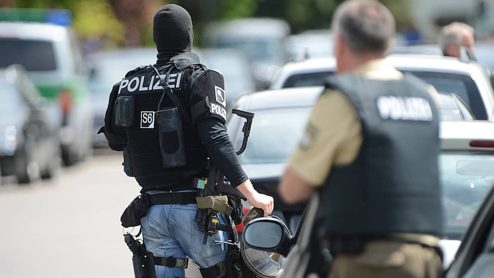 Alarm An Braunschweiger Schule: Kinder Evakuiert Alarm An Braunschweiger Schule: Kinder Evakuiert