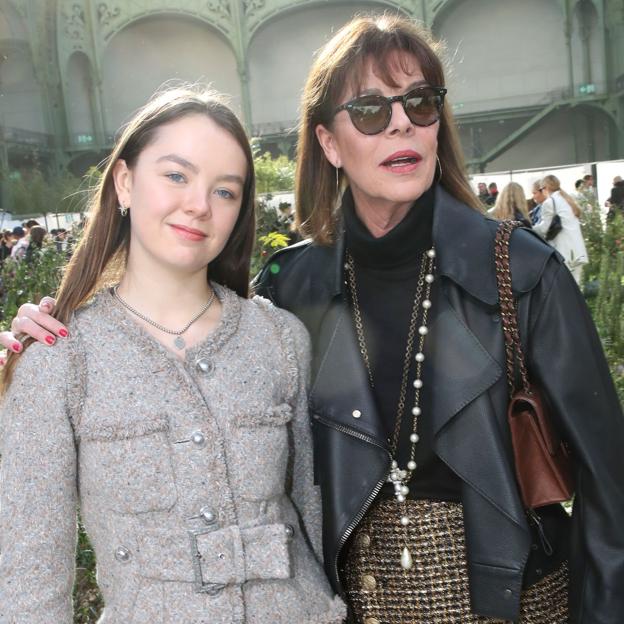 Alexandra De Hannover Y Carolina De Mónaco: Comparativa De Estilo En El Baile De La Rosa 2025 Alexandra De Hannover Y Carolina De Mónaco: Comparativa De Estilo En El Baile De La Rosa 2025