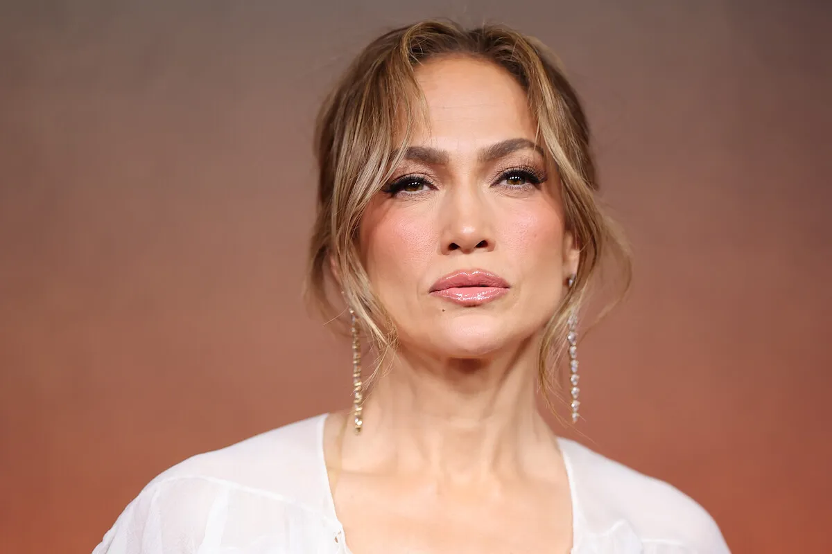 American Music Awards: Jennifer Lopez Confirmed As Host In Las Vegas American Music Awards: Jennifer Lopez Confirmed As Host In Las Vegas