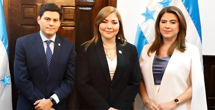 Ana Paola Hall Agradece El Apoyo Ciudadano: ¡Declaratoria Inminente! Ana Paola Hall Agradece El Apoyo Ciudadano: ¡Declaratoria Inminente!