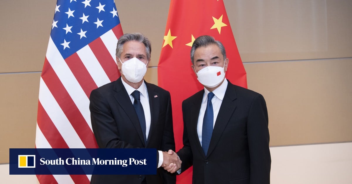 Analyzing China Life's Profit Rise: The Role Of Strategic Investments
