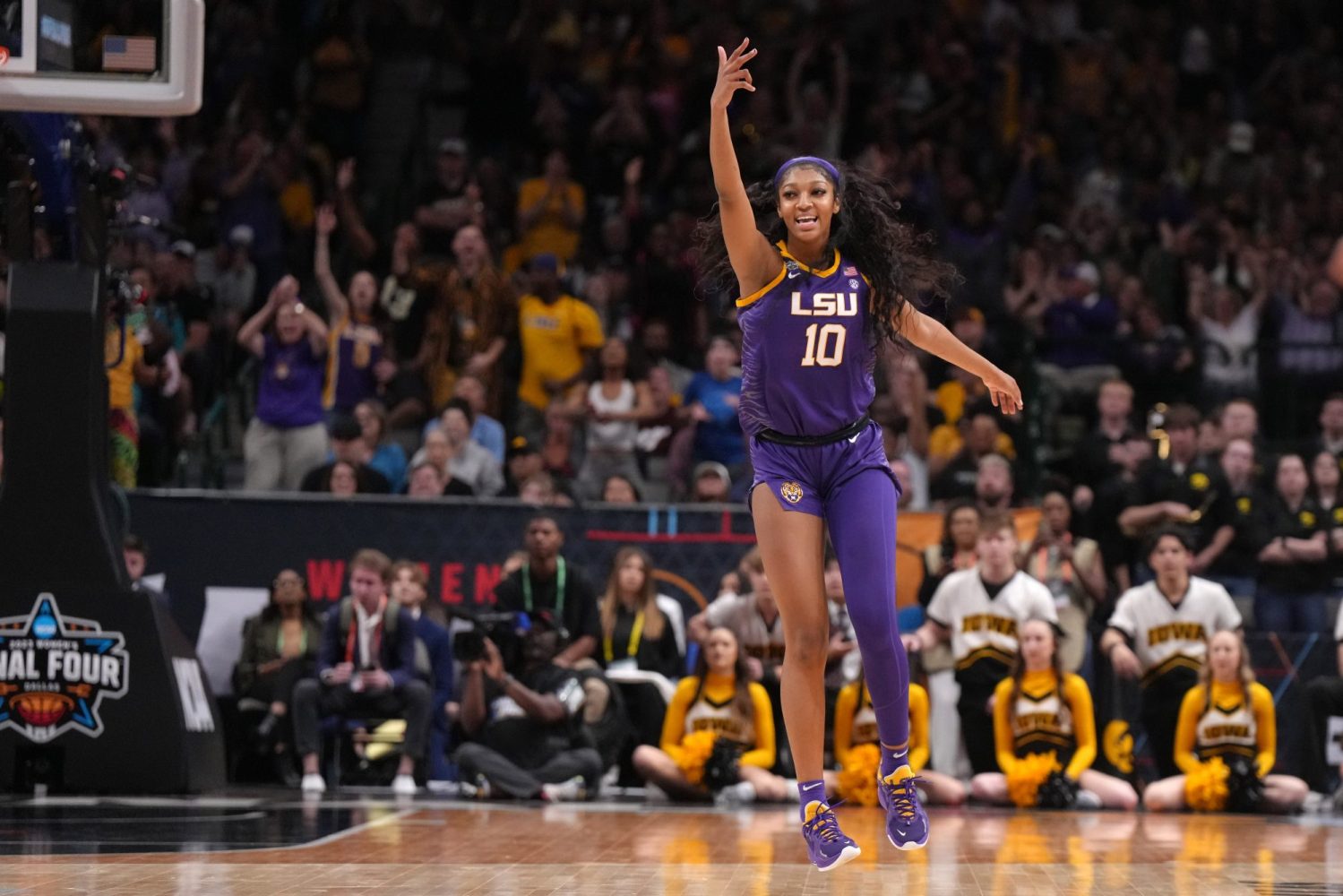 Angel Reese's Reebok Deal: A Game Changer In Women's Basketball Sponsorship Angel Reese's Reebok Deal: A Game Changer In Women's Basketball Sponsorship