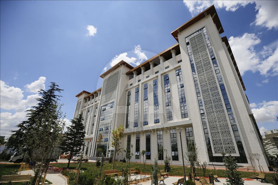 Ankara'nın Yeni Emniyet Müdürlüğü Hizmete Girdi Ankara'nın Yeni Emniyet Müdürlüğü Hizmete Girdi