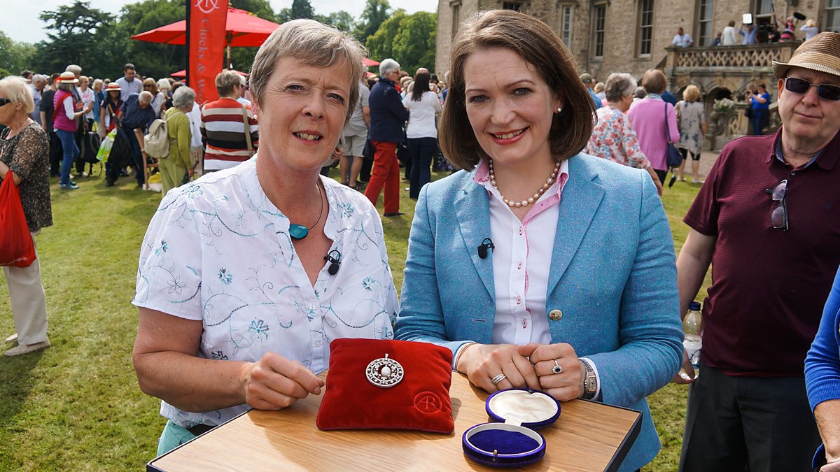 Antiques Roadshow: American Couple's Arrest Following UK Episode Antiques Roadshow: American Couple's Arrest Following UK Episode