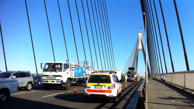 Anzac Bridge Accident: Current Traffic Situation And Delays Anzac Bridge Accident: Current Traffic Situation And Delays
