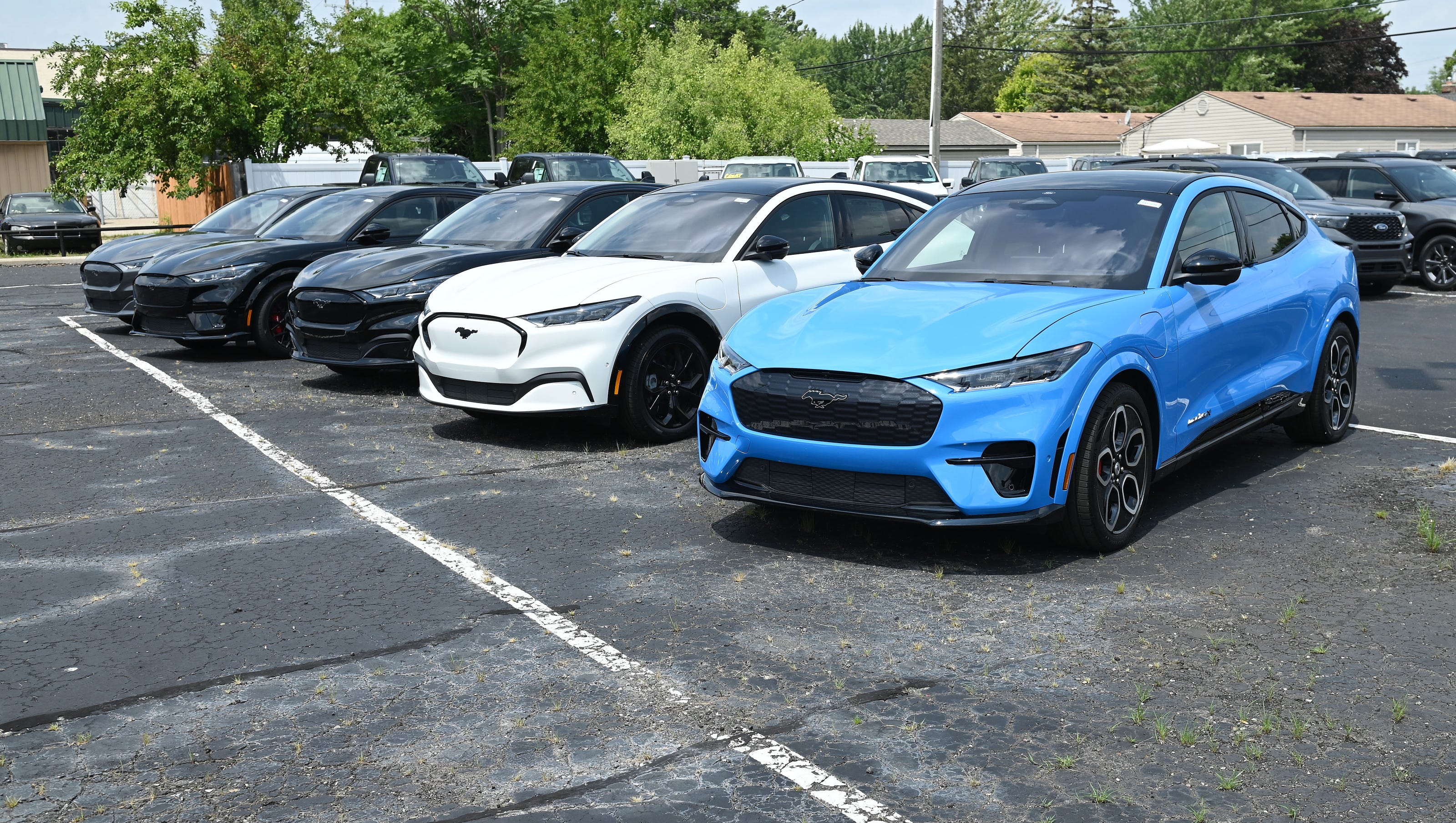 Auto Dealers Intensify Fight Against EV Sales Requirements Auto Dealers Intensify Fight Against EV Sales Requirements