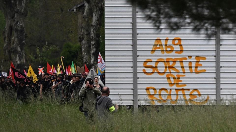 Autoroute A69 :  Le Gouvernement Force Le Passage Malgré Les Oppositions
