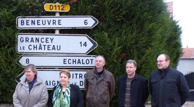 Aventure Cycliste : 8000 Km Traversés Par Trois Jeunes Ornais Aventure Cycliste : 8000 Km Traversés Par Trois Jeunes Ornais