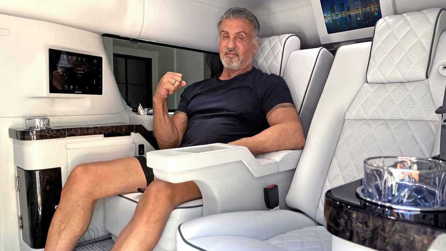 Averea Lui Sylvester Stallone: Cât A Adus Rocky? Averea Lui Sylvester Stallone: Cât A Adus Rocky?