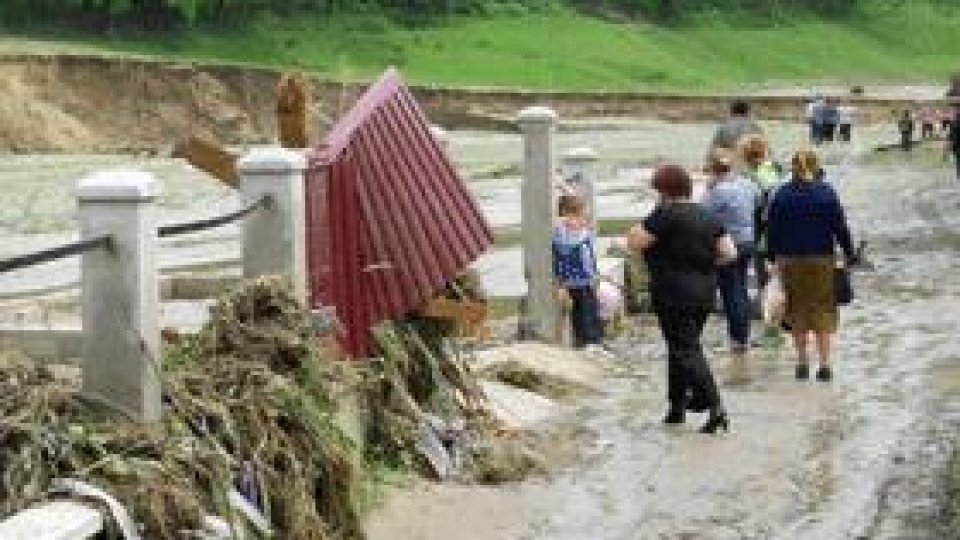 Avertisment Apă De La Robinet În România: Zone Cu Risc Crescut Avertisment Apă De La Robinet În România: Zone Cu Risc Crescut