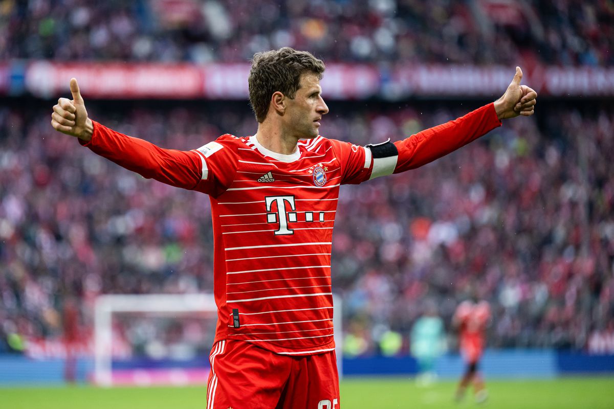 Bayern Munchen Îi Aduce Un Omagiu Lui Thomas Müller Bayern Munchen Îi Aduce Un Omagiu Lui Thomas Müller