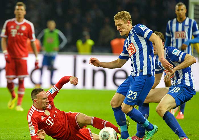 Bayern Munich Clinch Bundesliga: Thomas Müller's Final Home Match Bayern Munich Clinch Bundesliga: Thomas Müller's Final Home Match