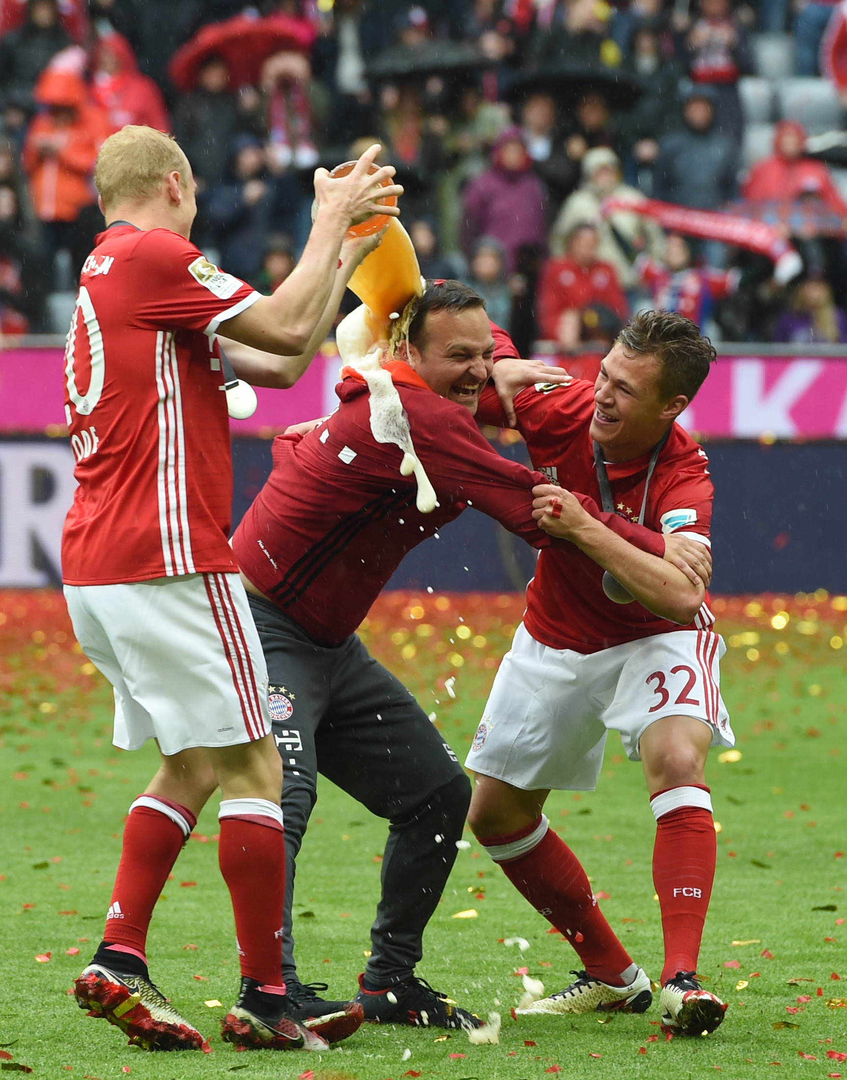Bayern Munich's Bundesliga Celebration Delayed: Leverkusen Holds Firm, Kane Absent Bayern Munich's Bundesliga Celebration Delayed: Leverkusen Holds Firm, Kane Absent