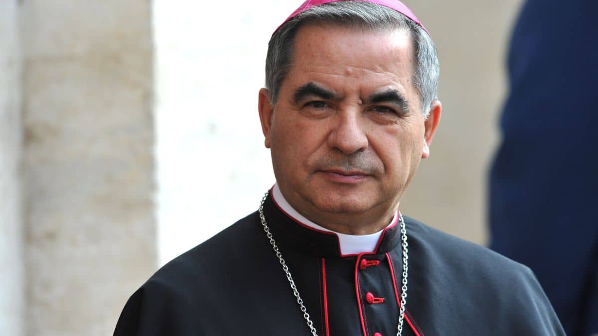 Becciu Condannato Dal Vaticano: Il Risarcimento Agli Accusatori