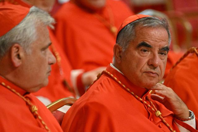 Becciu: Le Chat Segrete Scuotono Il Vaticano - Processo Falsato?