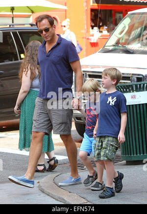 Behind-the-Scenes: Bradley Cooper Directing Will Arnett In New York City Behind-the-Scenes: Bradley Cooper Directing Will Arnett In New York City
