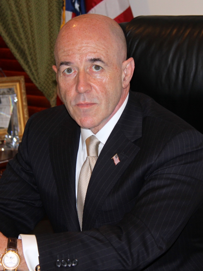 Bernard Kerik's Family: A Closer Look At His Wife And Children. Bernard Kerik's Family: A Closer Look At His Wife And Children.