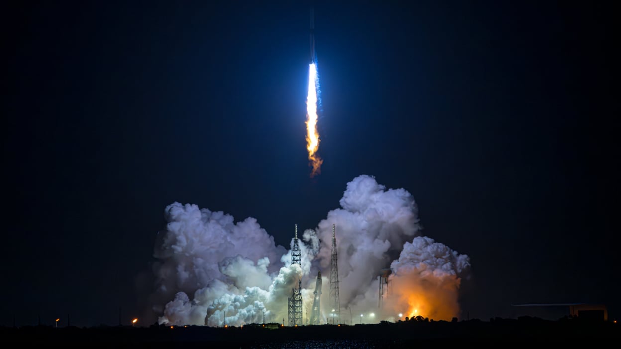 Blue Origin's Rocket Launch Cancelled: Investigation Underway Blue Origin's Rocket Launch Cancelled: Investigation Underway