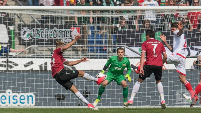 Braunschweig Vs. Hannover 96: Jannes Horns Zeit Bei Eintracht Braunschweig Vs. Hannover 96: Jannes Horns Zeit Bei Eintracht