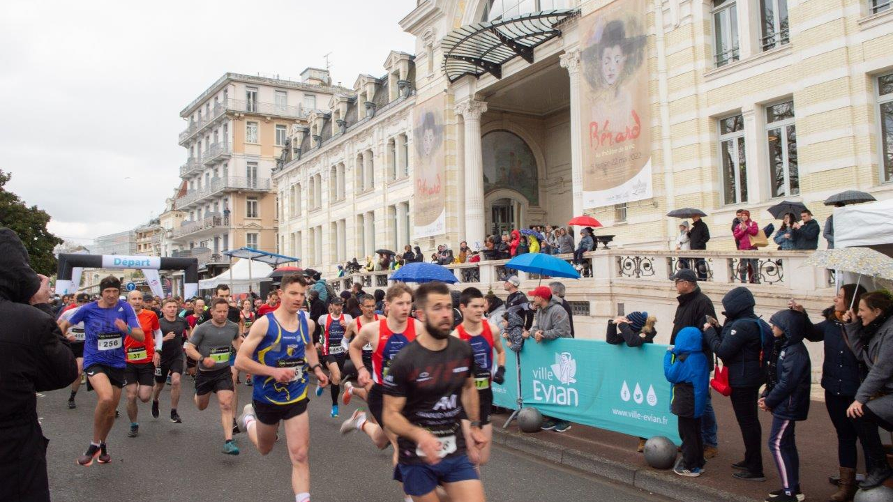 Brest Urban Trail : Bénévoles, Artistes Et Partenaires Au Cœur De La Course Brest Urban Trail : Bénévoles, Artistes Et Partenaires Au Cœur De La Course
