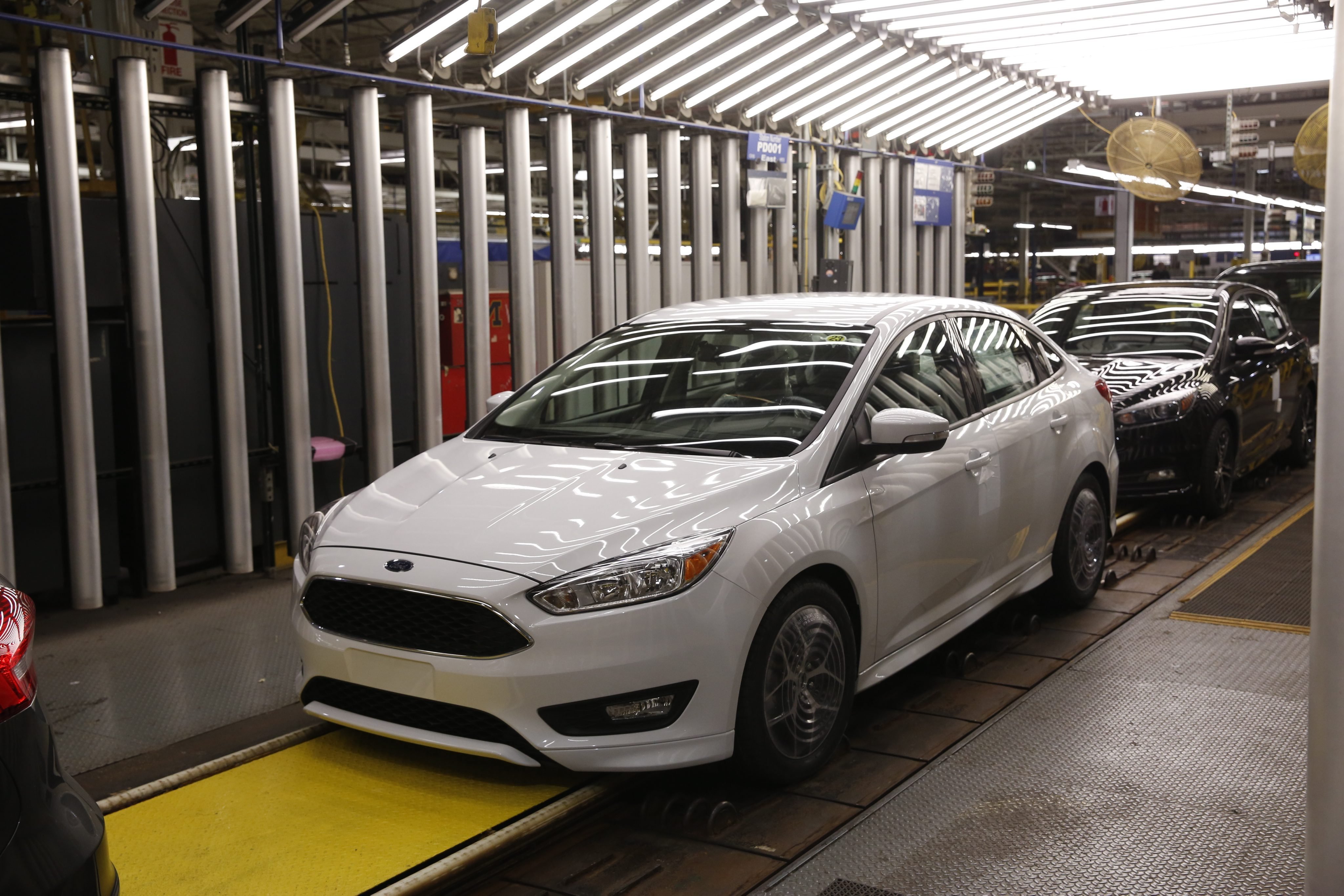 Canadian Automotive Executives Urge Stronger Action Against Trump's Threats Canadian Automotive Executives Urge Stronger Action Against Trump's Threats