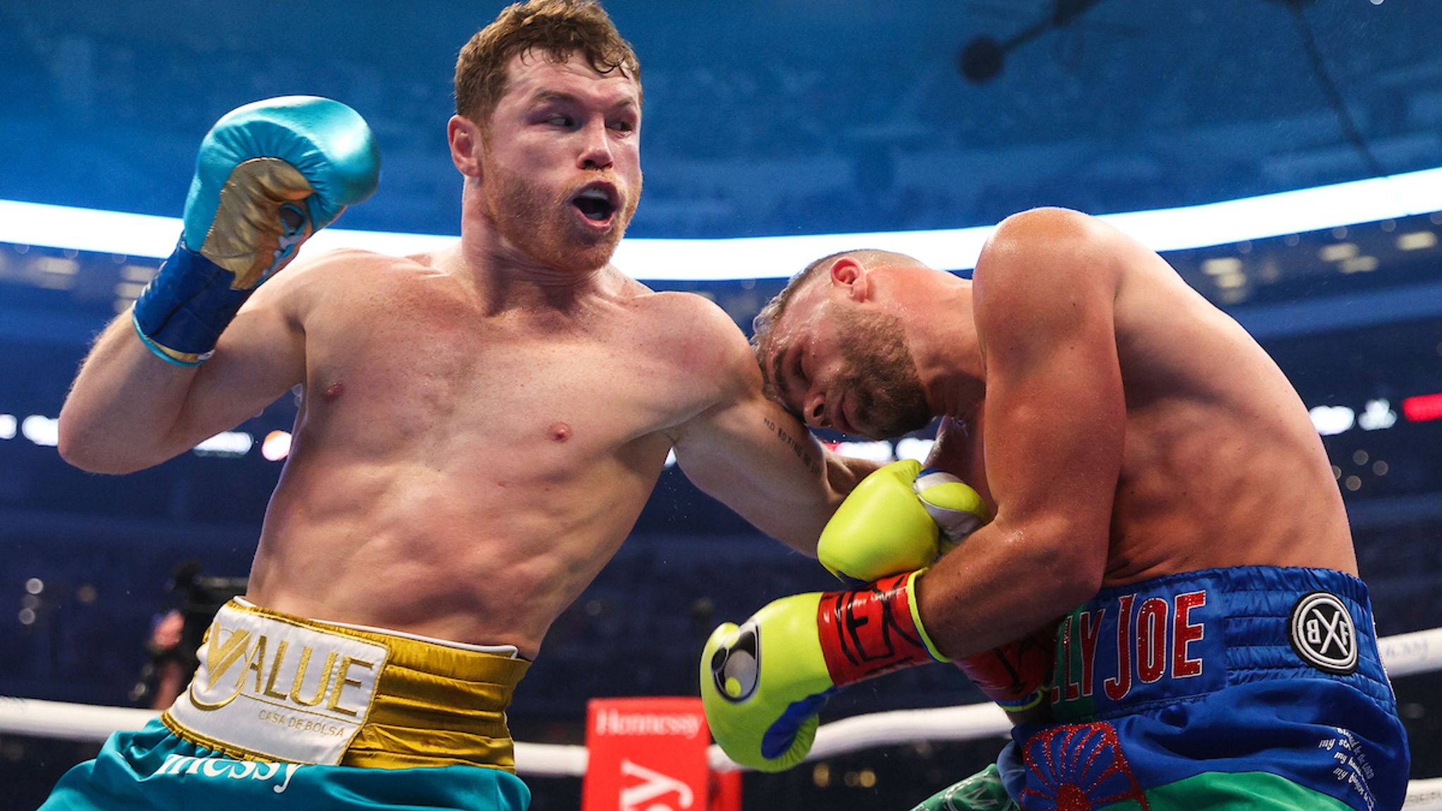 Canelo Alvarez: Benavidez Annoyances Explained Canelo Alvarez: Benavidez Annoyances Explained