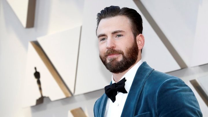 Captain America Και Τραμπ: Στρατιωτικός Χαιρετισμός Στις ΗΠΑ Captain America Και Τραμπ: Στρατιωτικός Χαιρετισμός Στις ΗΠΑ
