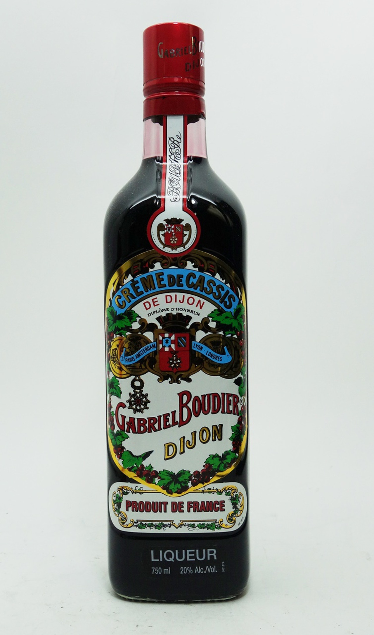 Cassis Blackcurrant: Production, Properties, And Popular Applications Cassis Blackcurrant: Production, Properties, And Popular Applications