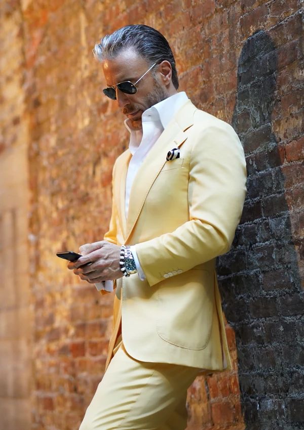Cat Deeley's Stunning Butter Yellow Suit On This Morning: Summer Office Style Inspiration Cat Deeley's Stunning Butter Yellow Suit On This Morning: Summer Office Style Inspiration