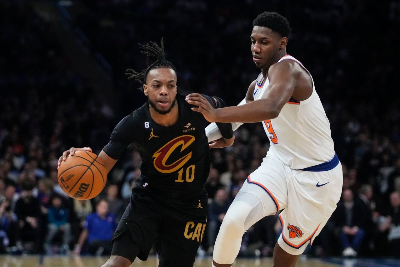 Cavs' 61% Shooting Dominates Knicks In Blowout Win Cavs' 61% Shooting Dominates Knicks In Blowout Win