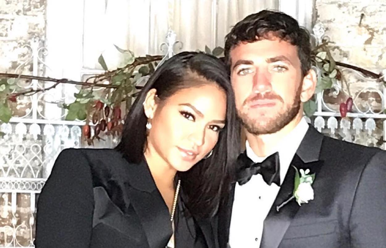 Celebrity Couple Cassie And Alex Fine Debut At Mob Land Premiere While Expecting Celebrity Couple Cassie And Alex Fine Debut At Mob Land Premiere While Expecting