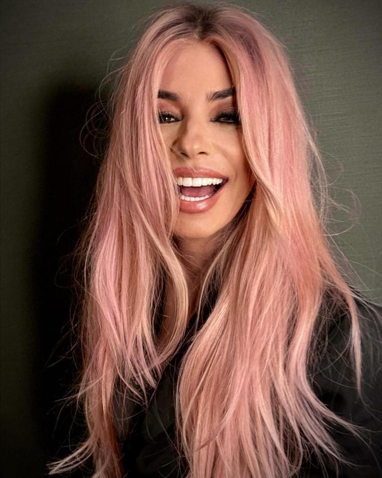 Celebrity Facelift Controversy: Fans React To Dramatic Transformation Celebrity Facelift Controversy: Fans React To Dramatic Transformation