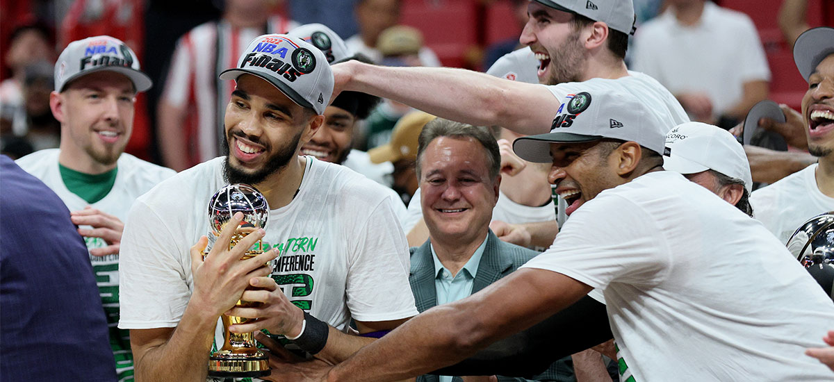 Celtics Guard's Choice: No Campaign For NBA Award Celtics Guard's Choice: No Campaign For NBA Award