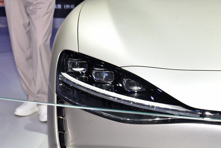 Challenges For Premium Automakers In China: Case Studies Of BMW And Porsche Challenges For Premium Automakers In China: Case Studies Of BMW And Porsche