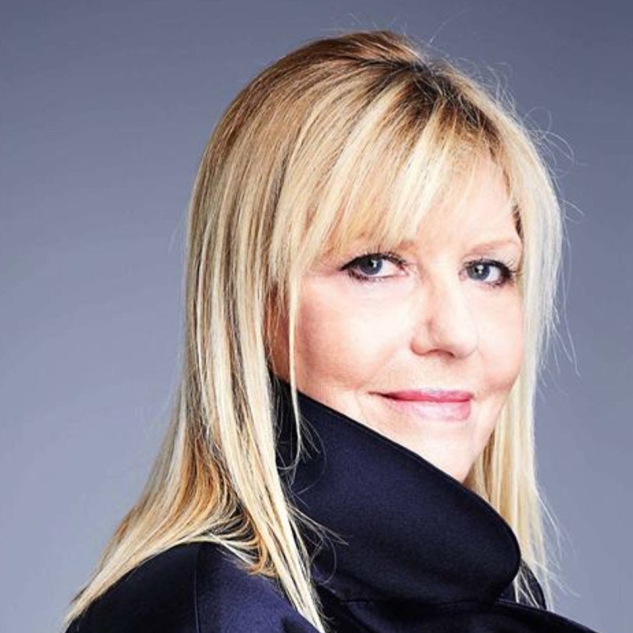 Chantal Ladesou: De L'Humour Piquant À La Reconnaissance Publique Chantal Ladesou: De L'Humour Piquant À La Reconnaissance Publique
