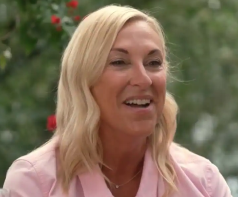 Chantal Ladesou Persiste Et Signe : Inès Reg Est Une Chantal Ladesou Persiste Et Signe : Inès Reg Est Une