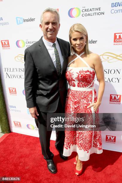 Cheryl Hines Responds To Robert F. Kennedy Jr.'s Sexting Scandal With Strict Ultimatum Cheryl Hines Responds To Robert F. Kennedy Jr.'s Sexting Scandal With Strict Ultimatum