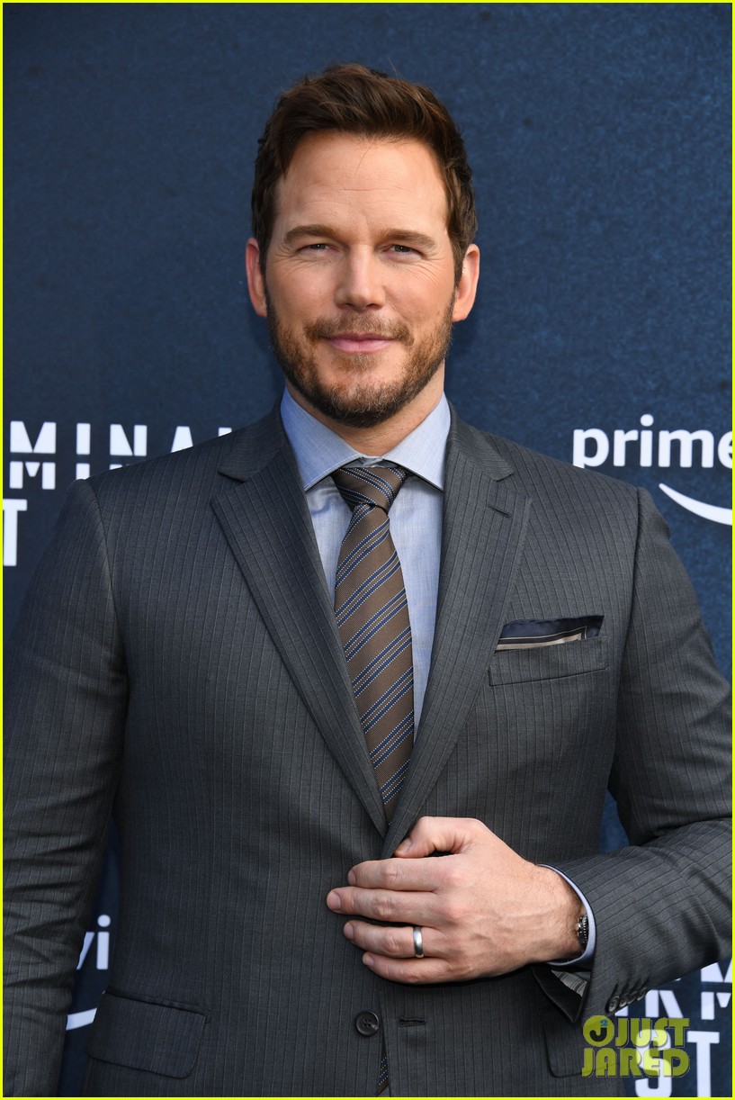 Chris Pratt On Patrick Schwarzenegger's Steamy White Lotus Moment Chris Pratt On Patrick Schwarzenegger's Steamy White Lotus Moment