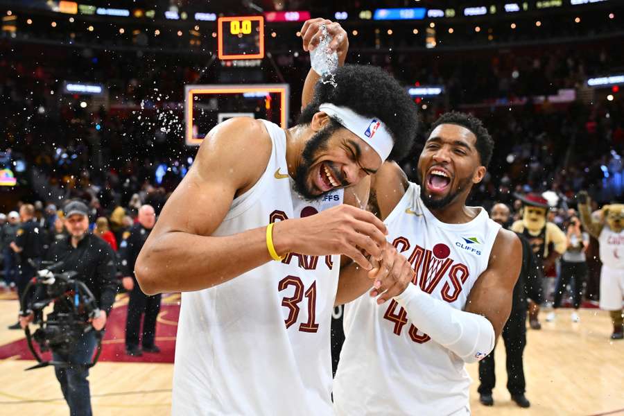 Cleveland Cavaliers Win: Jarrett Allen's Spectacular Dunk Steals The Show Cleveland Cavaliers Win: Jarrett Allen's Spectacular Dunk Steals The Show