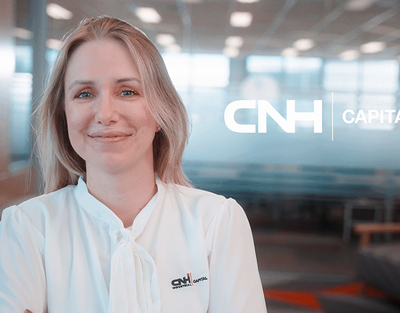 CNH Capital Recognizes Vater Machinery As Top New Holland Dealer CNH Capital Recognizes Vater Machinery As Top New Holland Dealer