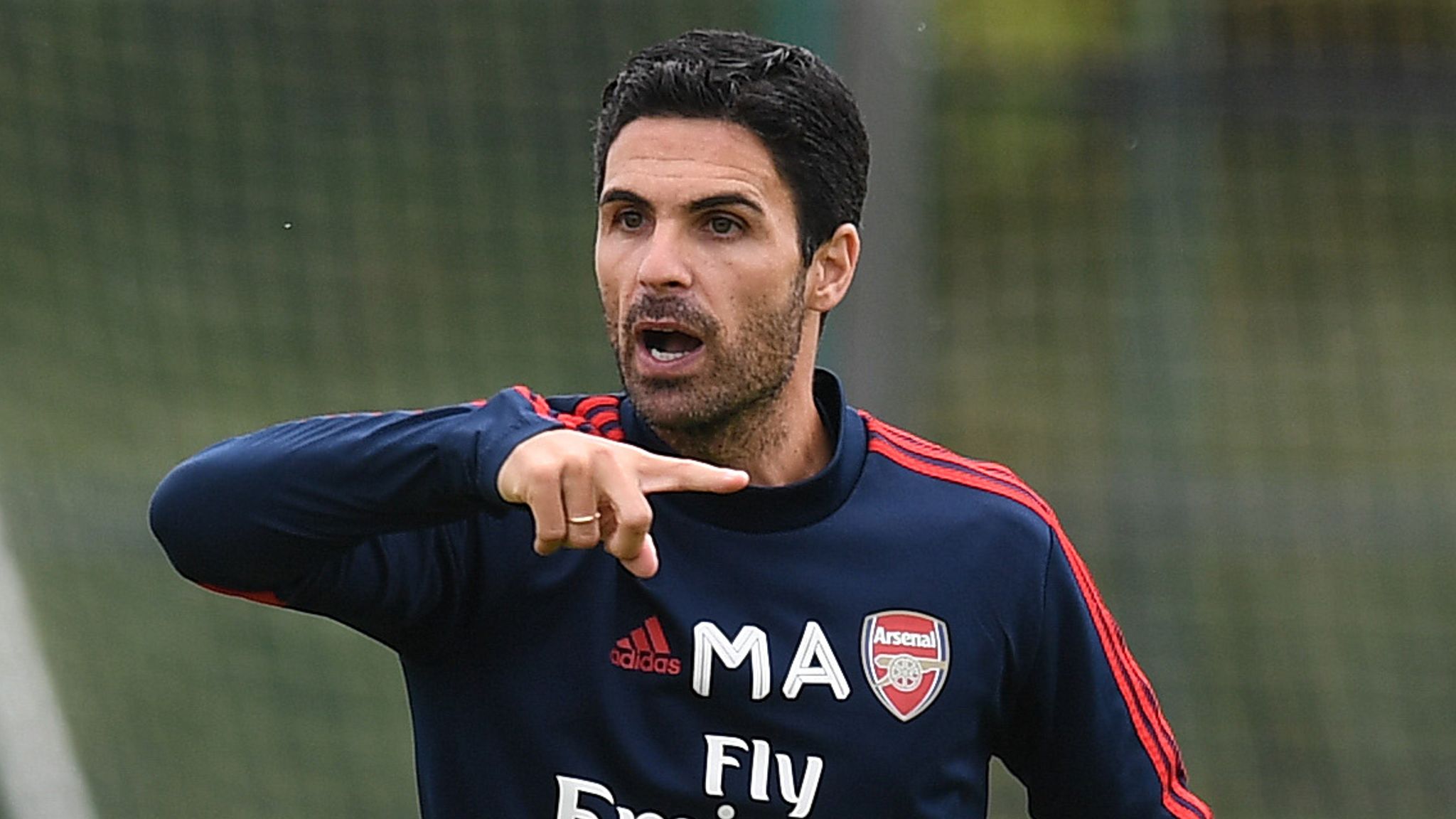 Collymore Calls For Arteta's Head: Latest Arsenal News Collymore Calls For Arteta's Head: Latest Arsenal News